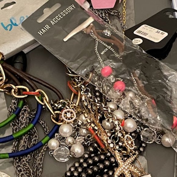 Lot of Necklaces without earrings - Picture 5 of 6